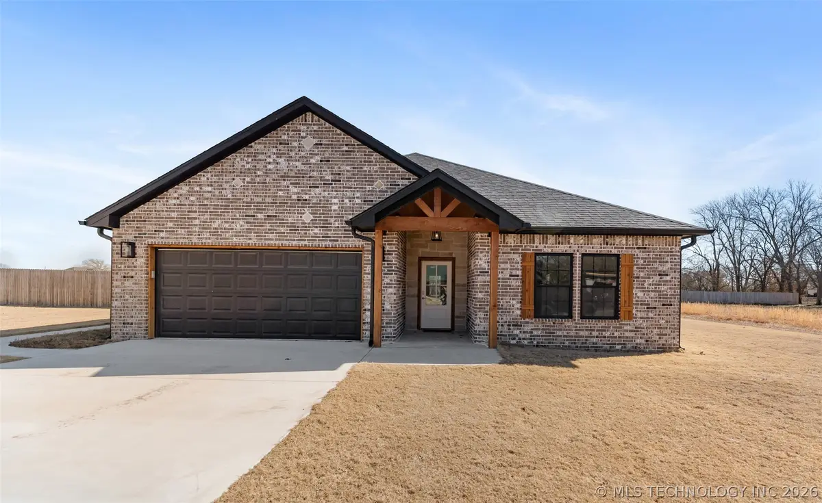 205 Lindsey Avenue, Adair, OK 74330 - #1