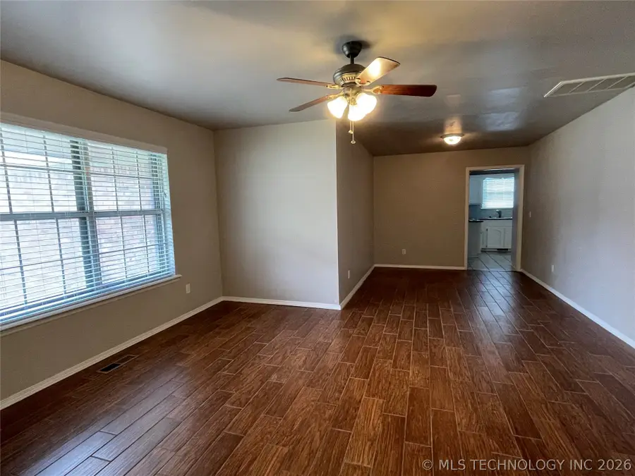 1228 W Boston Court, Broken Arrow, OK 74012 - #2