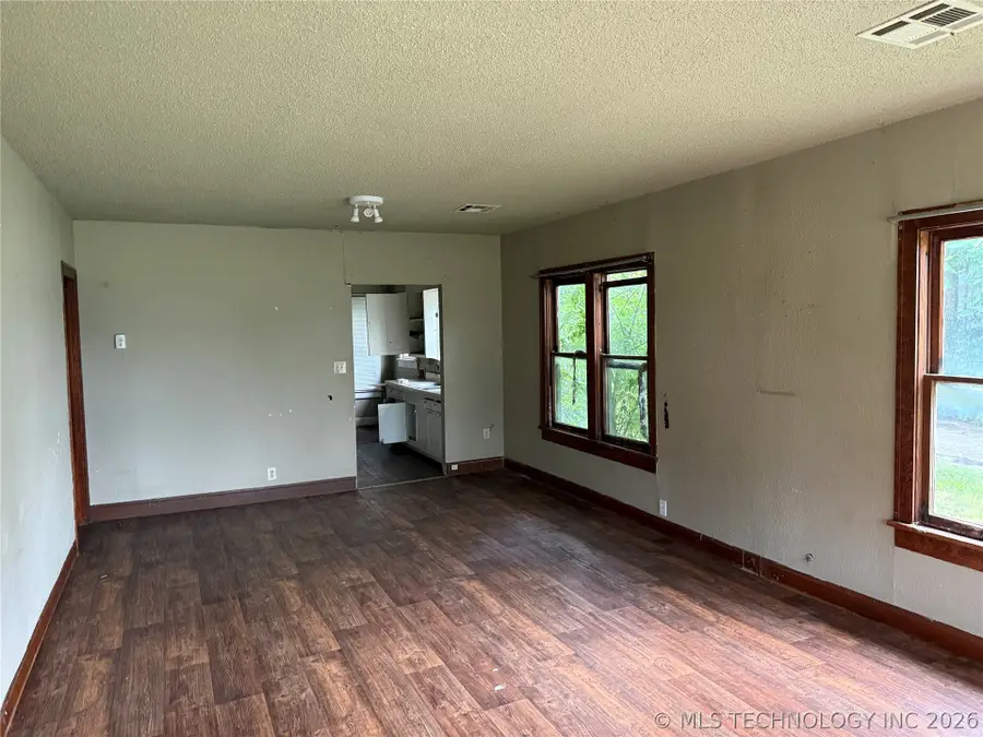 502 S Hickory, Ada, OK 74820 - #2