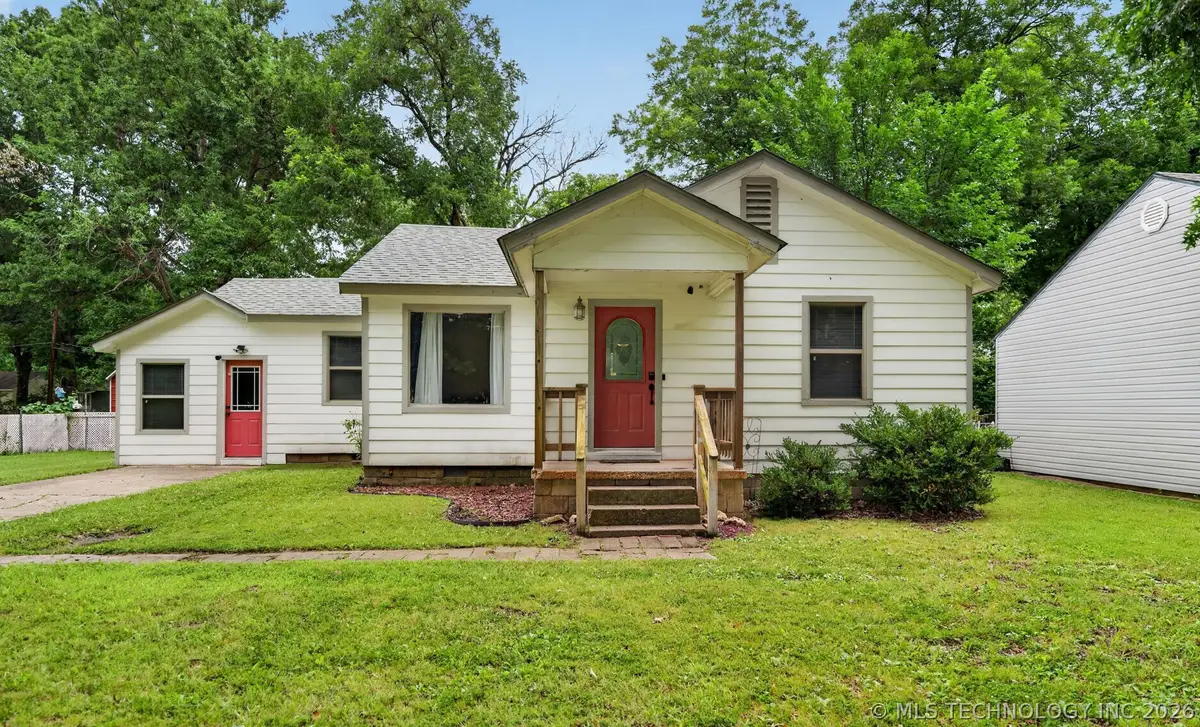 319 N Rowe, Pryor, OK 74361 - #1