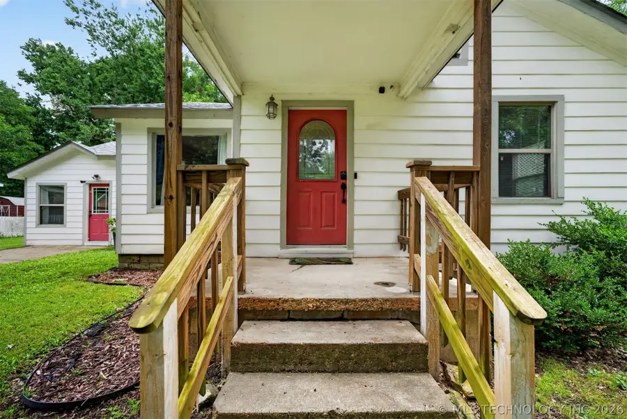 319 N Rowe, Pryor, OK 74361 - #2