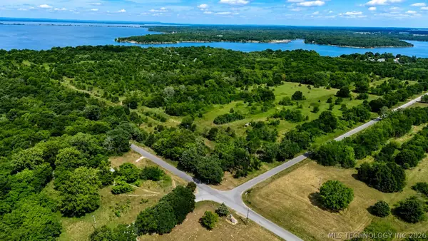 24 S 4210 Road, Eufaula, OK 74432