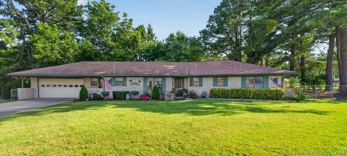 910 Cardinal Lane, Okmulgee, OK 74447 - #1