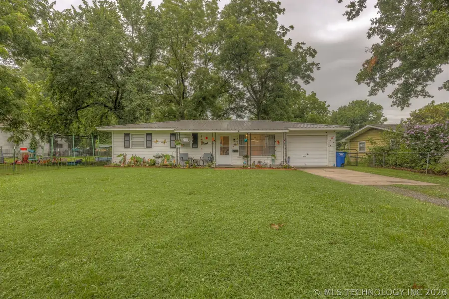 1006 SE 12th Street, Wagoner, OK 74467 - #3