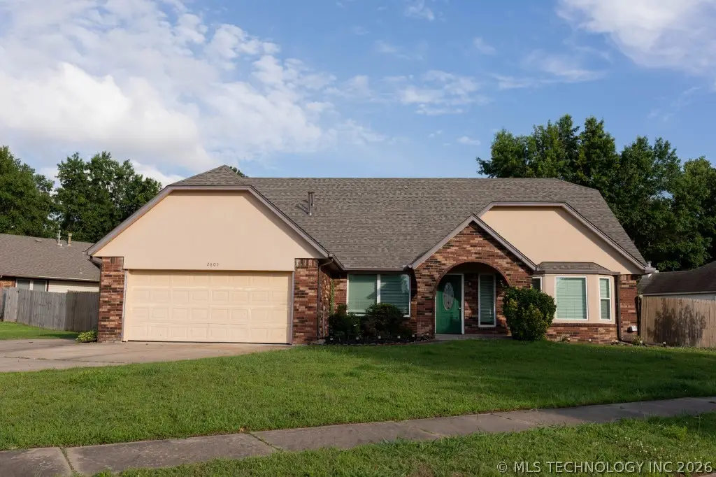 2805 W Dallas Street, Broken Arrow, OK 74012 - #1