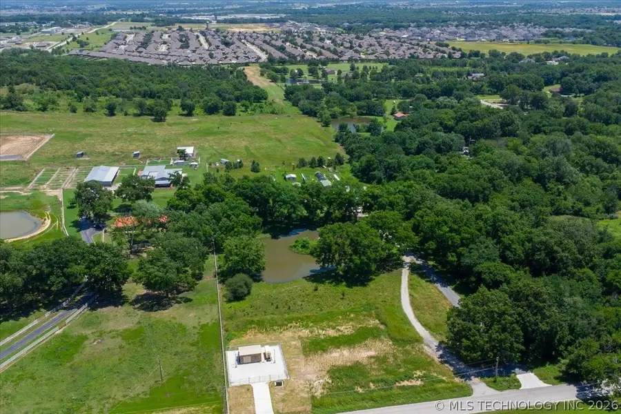 13301 S Lewis Avenue, Bixby, OK 74008 - #2