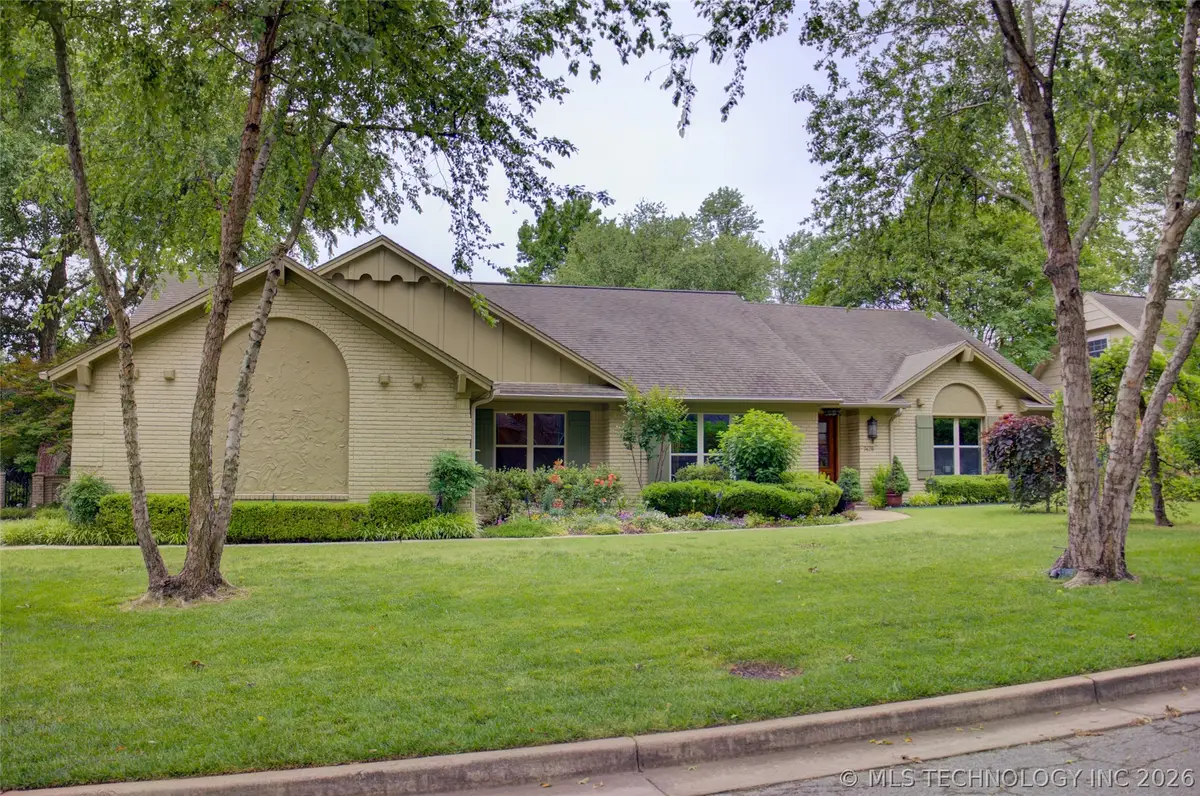 7428 E 68th Street, Tulsa, OK 74133 - #1