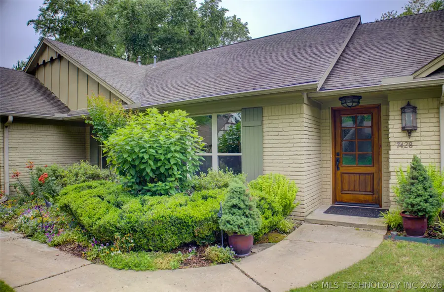 7428 E 68th Street, Tulsa, OK 74133 - #2