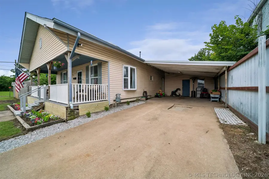 103 S 12th Street, Henryetta, OK 74437 - #2