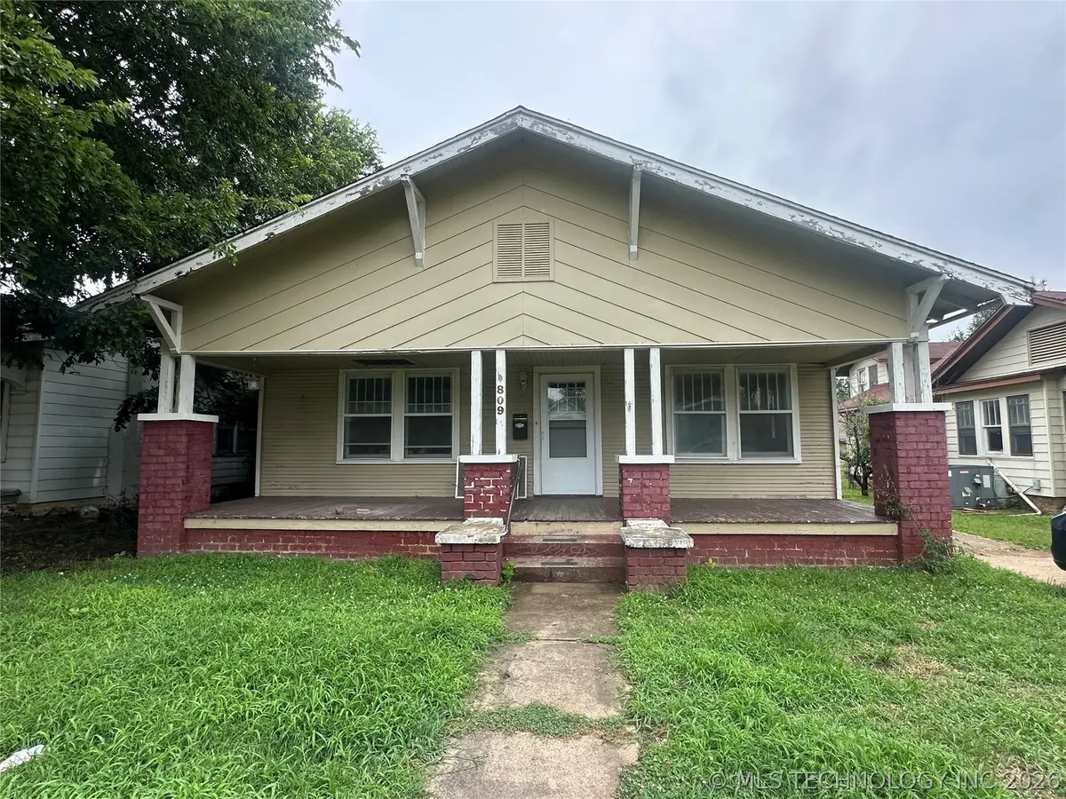 809 W Moore Street, Henryetta, OK 74437 - #1