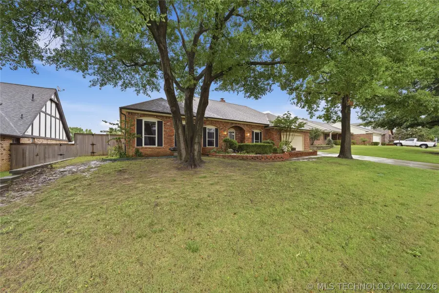 5833 S Louisville Avenue, Tulsa, OK 74135 - #2