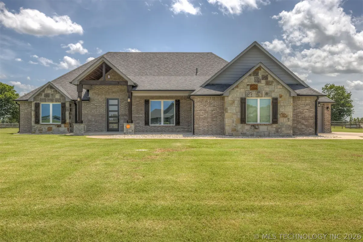 2920 Crosscreek Drive, Oologah, OK 74053 - #1