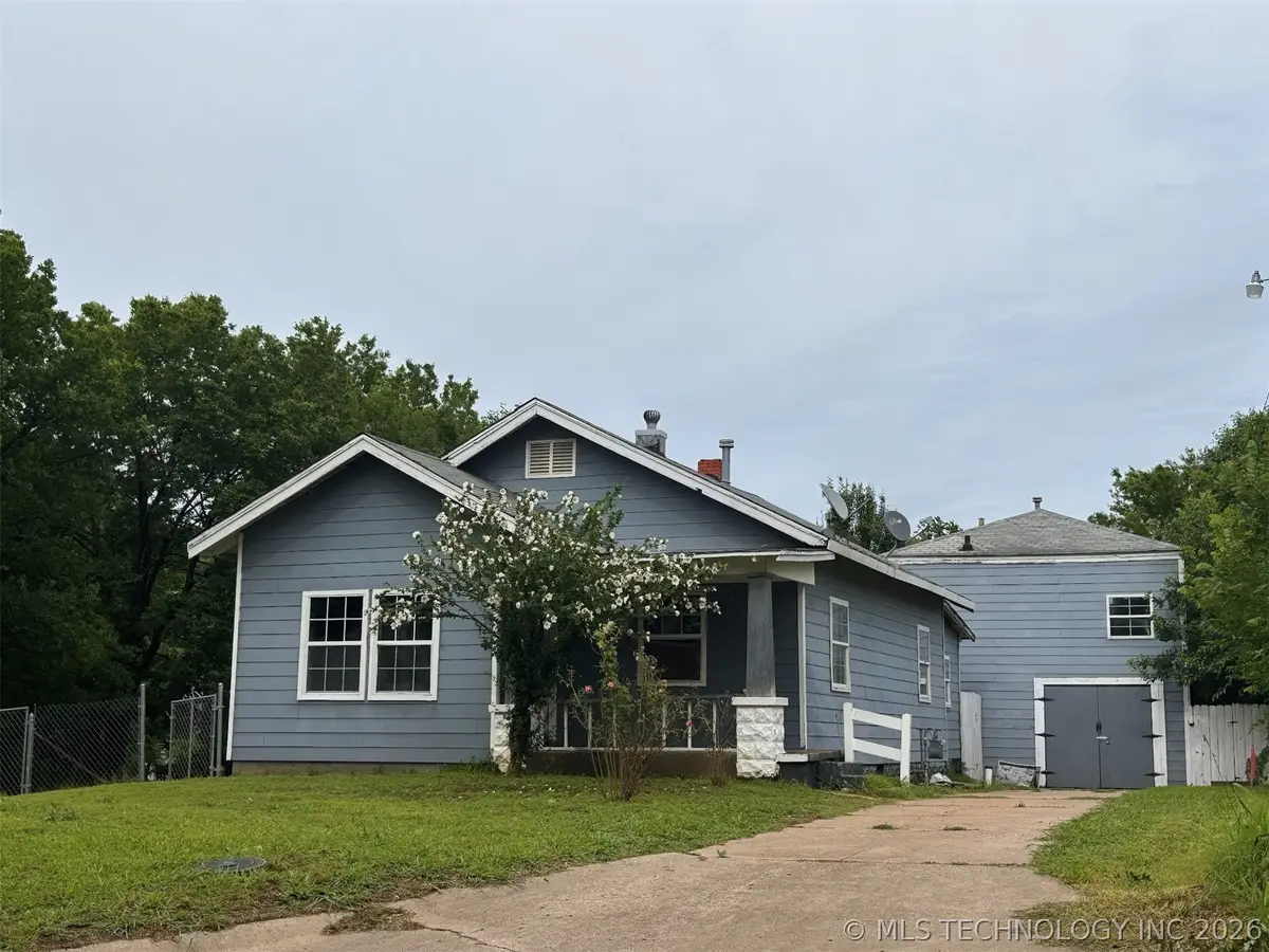 801 S 11th Street, Ponca City, OK 74601 - #1