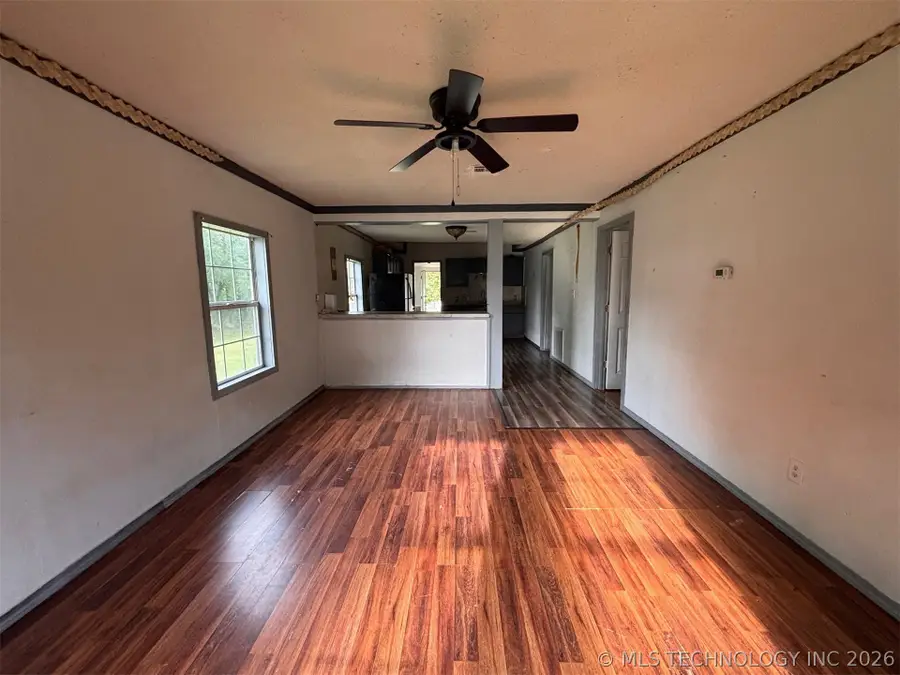 801 S 11th Street, Ponca City, OK 74601 - #3