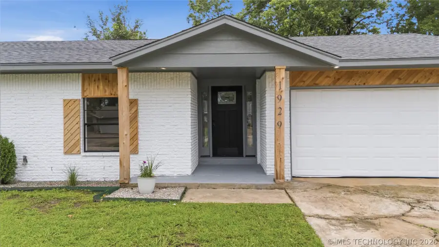 1929 W Urbana Street, Broken Arrow, OK 74012 - #2