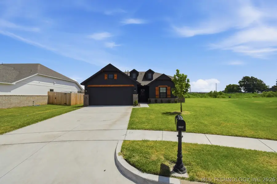 9537 E 131st Place S, Bixby, OK 74008 - #3