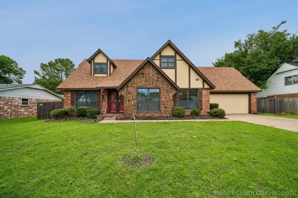 1011 N Forest Place, Jenks, OK 74037