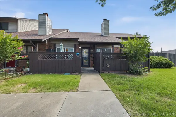 1307 S 111th East Avenue #30-4A, Tulsa, OK 74104
