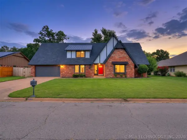 826 Lynwood Lane, Broken Arrow, OK 74011