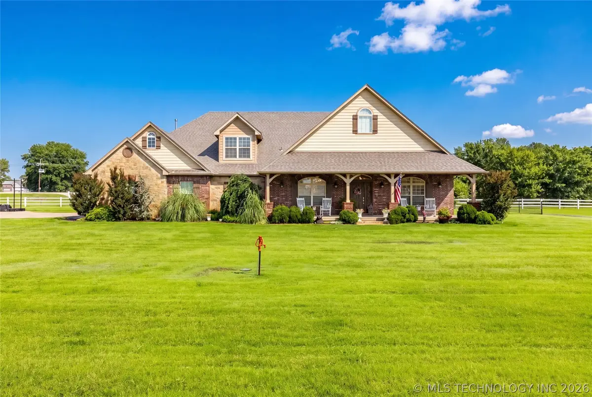 4061 E 496 Road, Pryor, OK 74361 - #1