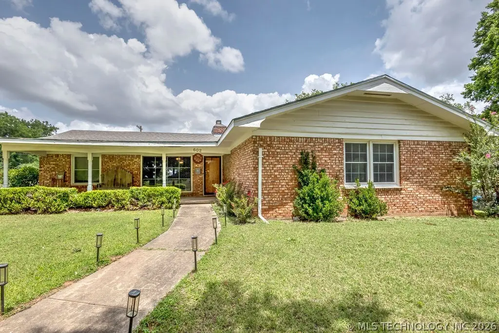 602 E B, Waurika, OK 73573 - #1