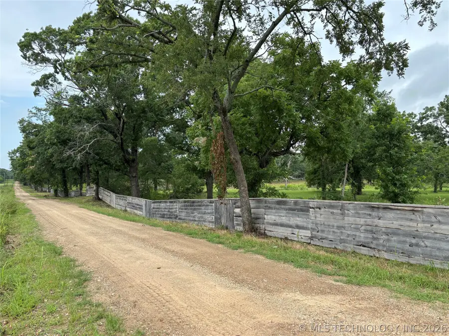 12777 Boggy Depot, Coleman, OK 73432 - #2