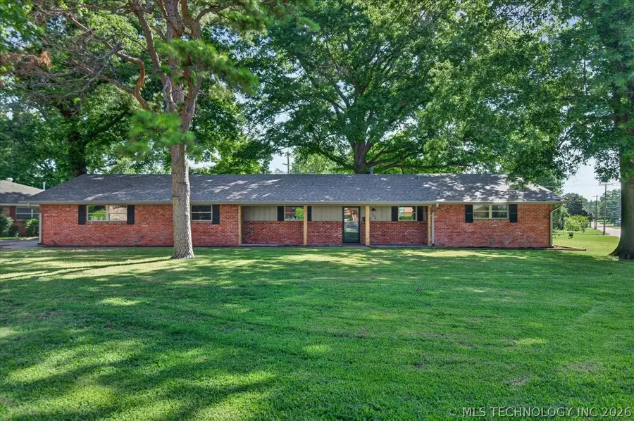 1428 Melmart, Bartlesville, OK 74006 - #2