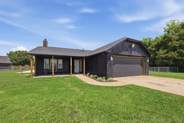 17621 E 80th Street, Owasso, OK 74055