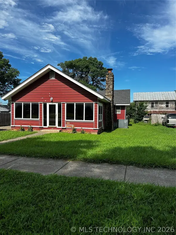 1515 Grandview Avenue, Pawhuska, OK 74056