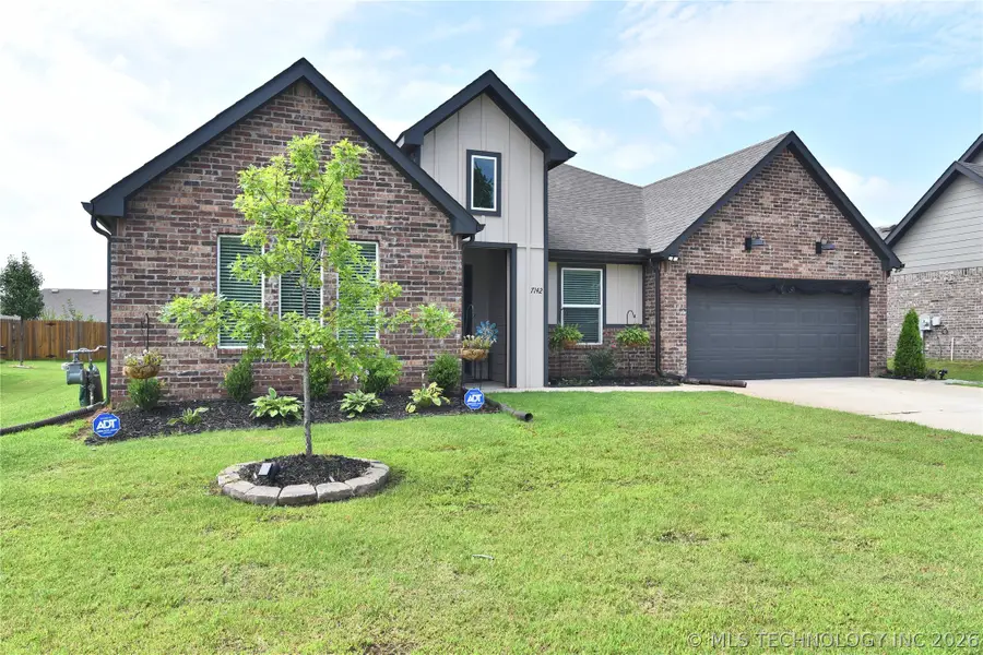 7142 E 154th Street S, Bixby, OK 74008 - #2