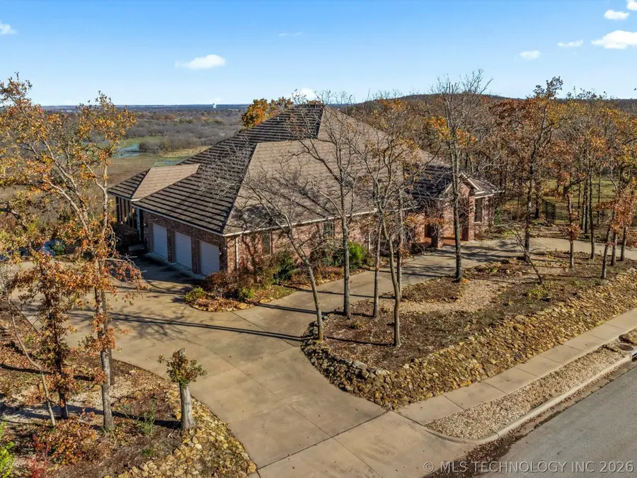 2628 Mountain Road, Bartlesville, OK 74003 - #2