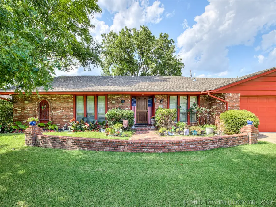 7415 E 70th Street, Tulsa, OK 74133 - #2