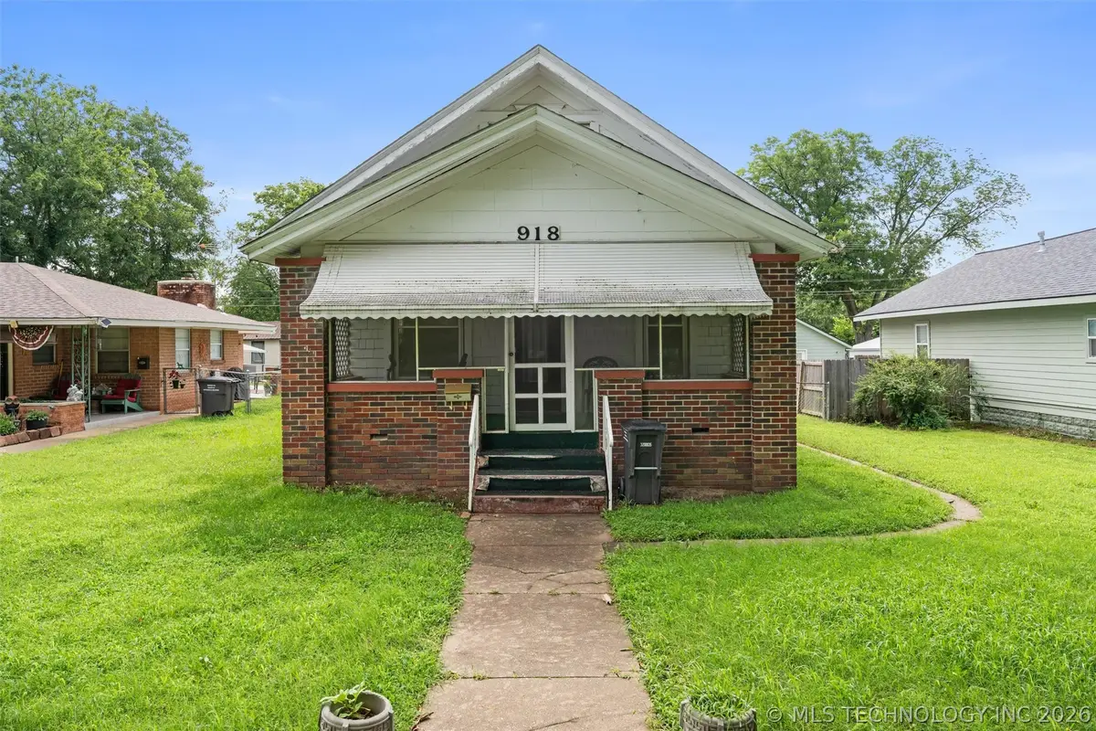918 SE Delaware Avenue, Bartlesville, OK 74003 - #1
