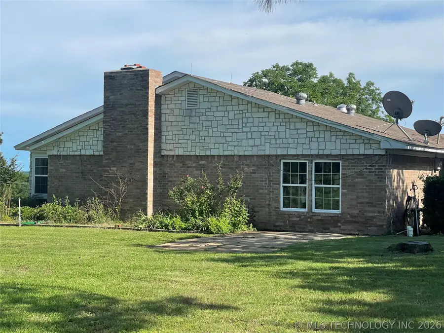 401 S Chickasaw, Kingston, OK 73439 - #3
