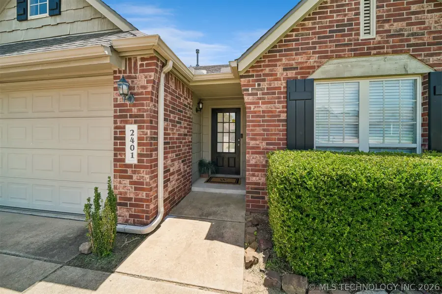2401 W Pensacola Street, Broken Arrow, OK 74011 - #2