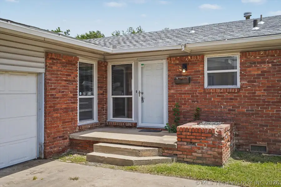 5929 E 26th Street, Tulsa, OK 74114 - #2