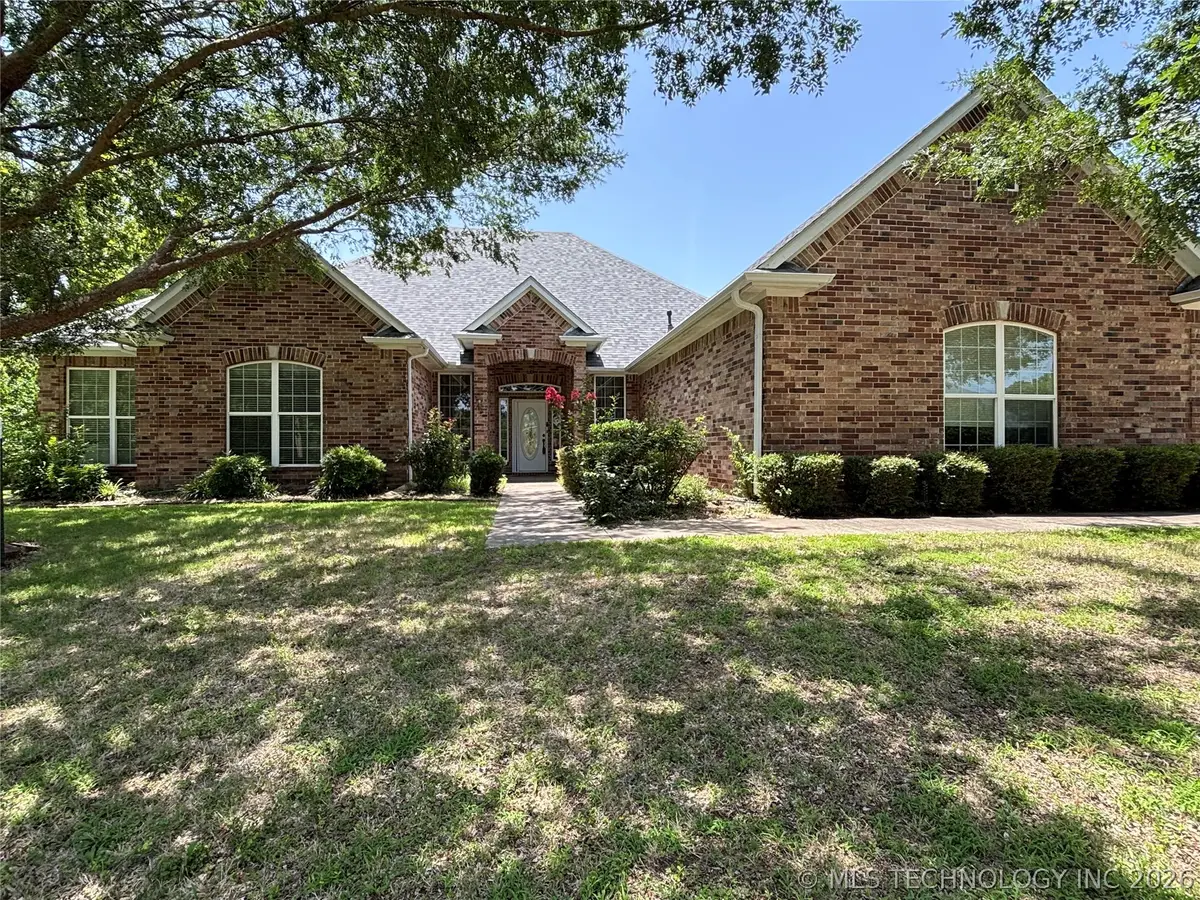3201 Greenbriar, Durant, OK 74701 - #1