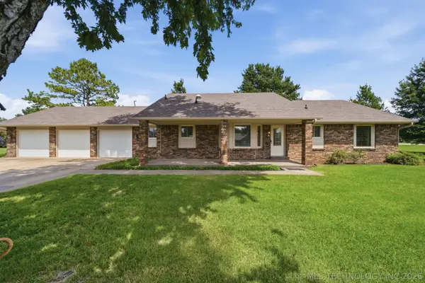8261 N 162nd East Avenue, Owasso, OK 74055