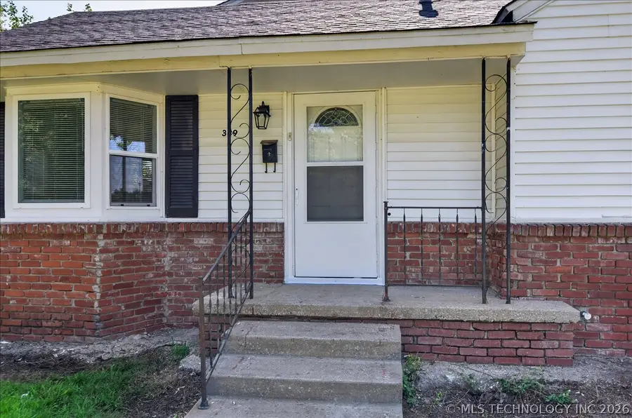 349 S Sycamore Street, Nowata, OK 74048 - #3