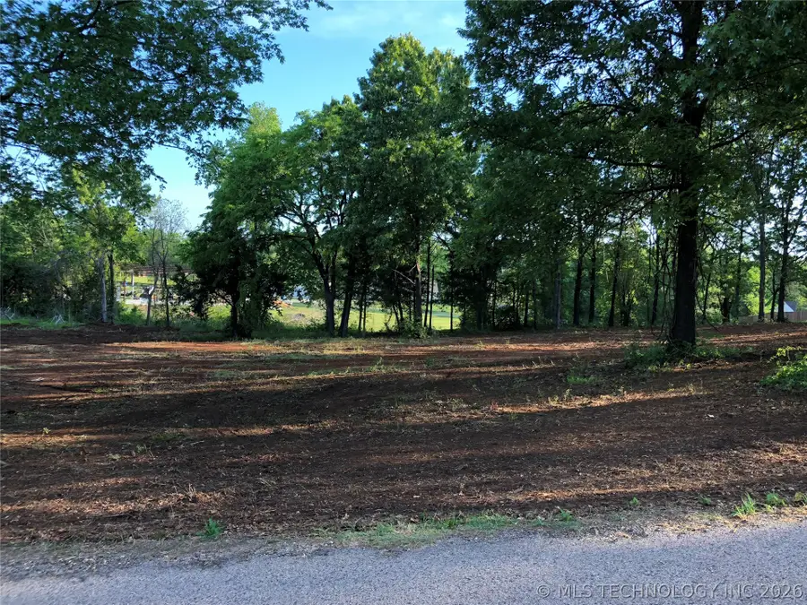 000 Rolling Wood Hills Drive, Durant, OK 74701 - #2