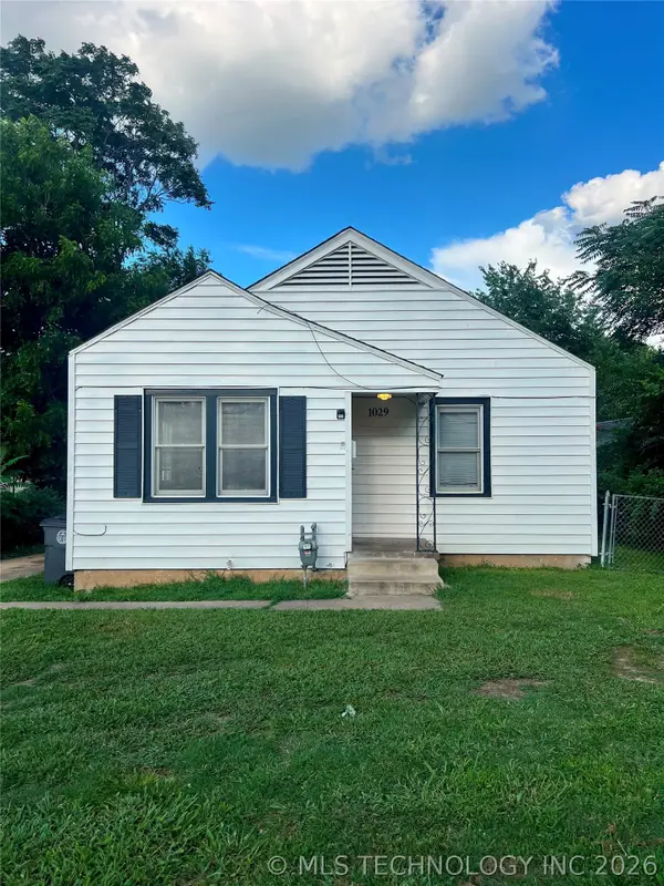 1029 N Delaware Place, Tulsa, OK 74110