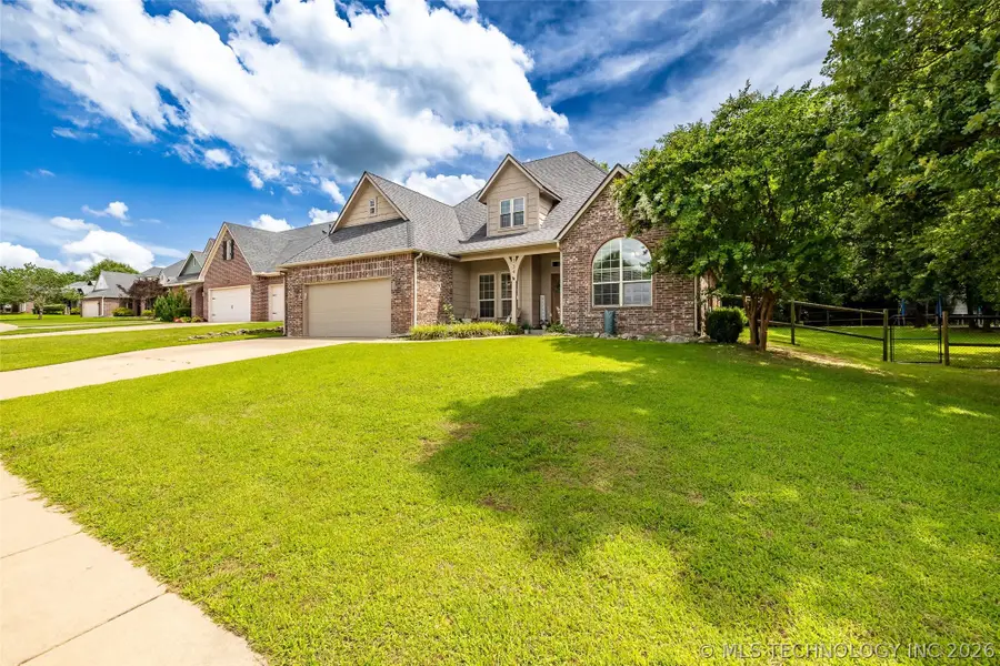 734 W 39th Street, Sand Springs, OK 74063 - #3