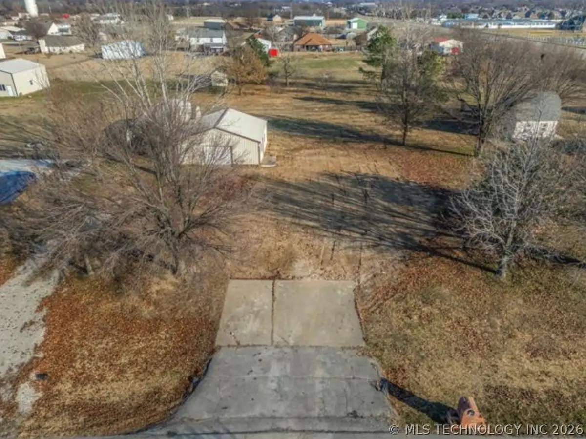 11635 N 156th East Avenue, Collinsville, OK 74021 - #1