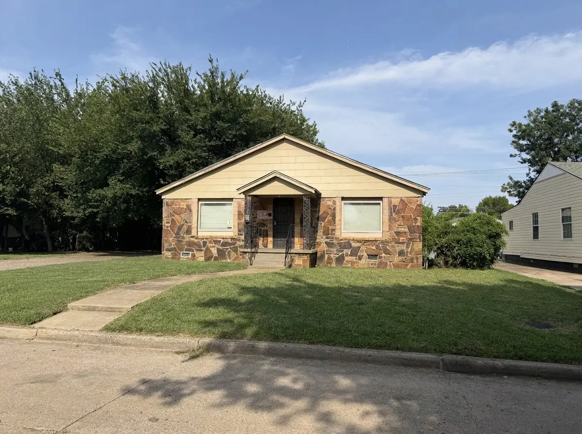 1879 N Owasso Avenue, Tulsa, OK 74106 - #1