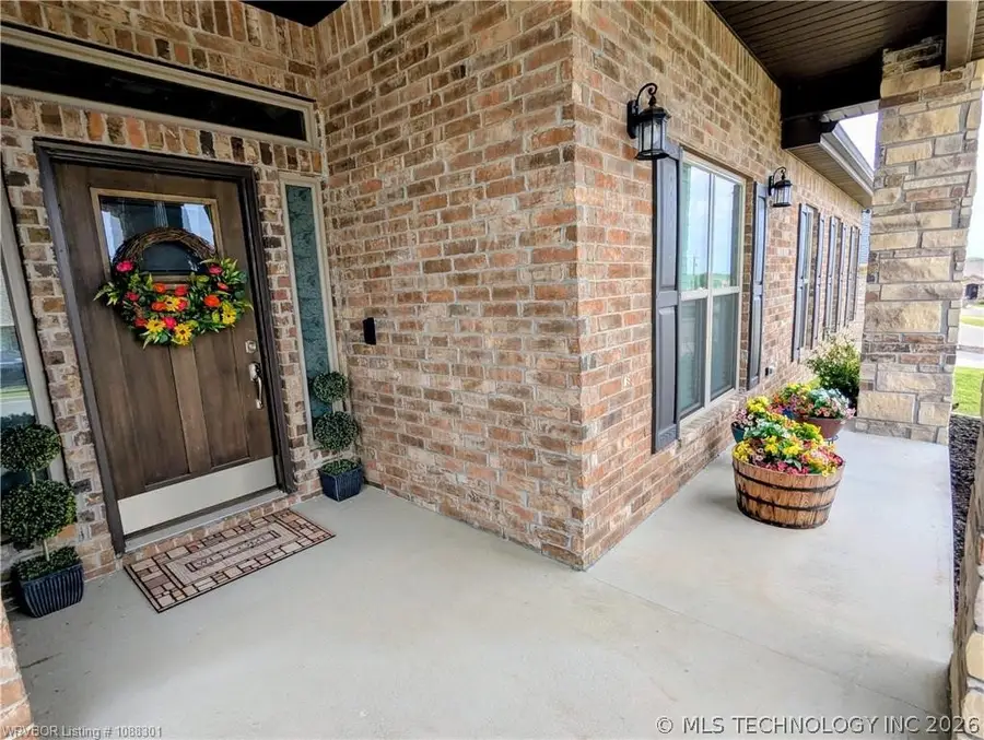 2035 Breckenridge Avenue, Sallisaw, OK 74955 - #2