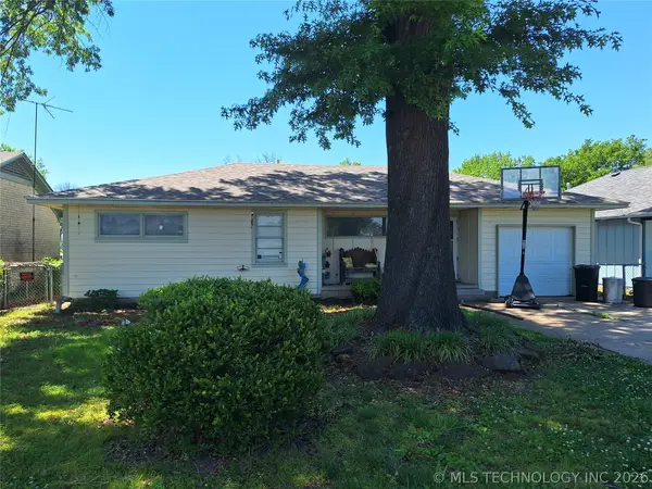913 N Oklahoma Avenue, Claremore, OK 74017