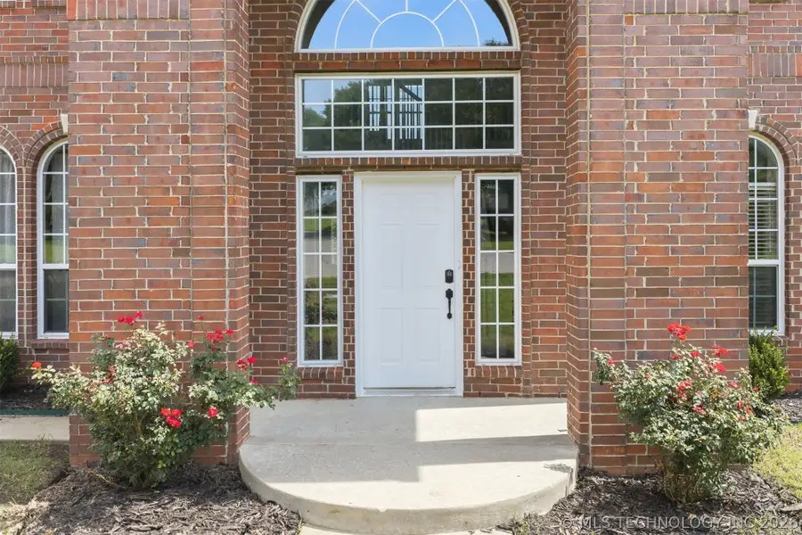 708 Franklin Court, Ardmore, OK 73401 - #2