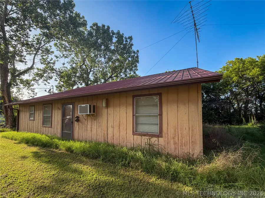 607 NE Bluff, Tamaha, OK 74462 - #2