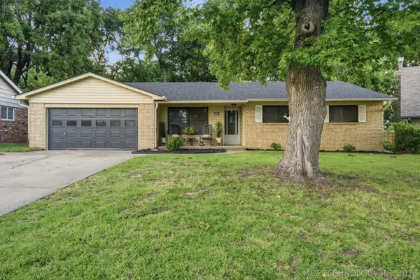 706 W Boston Place, Broken Arrow, OK 74012