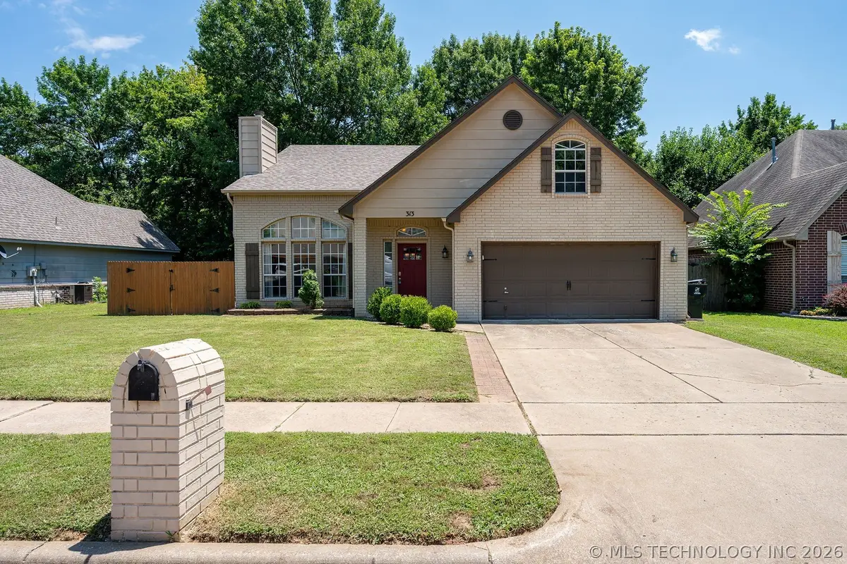 313 S Poplar Avenue, Broken Arrow, OK 74012 - #1